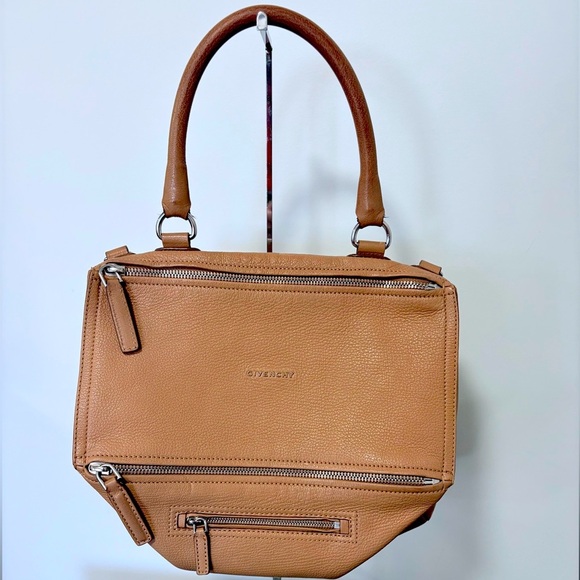 Givenchy Pandora - MEDIUM - Picture 1 of 13